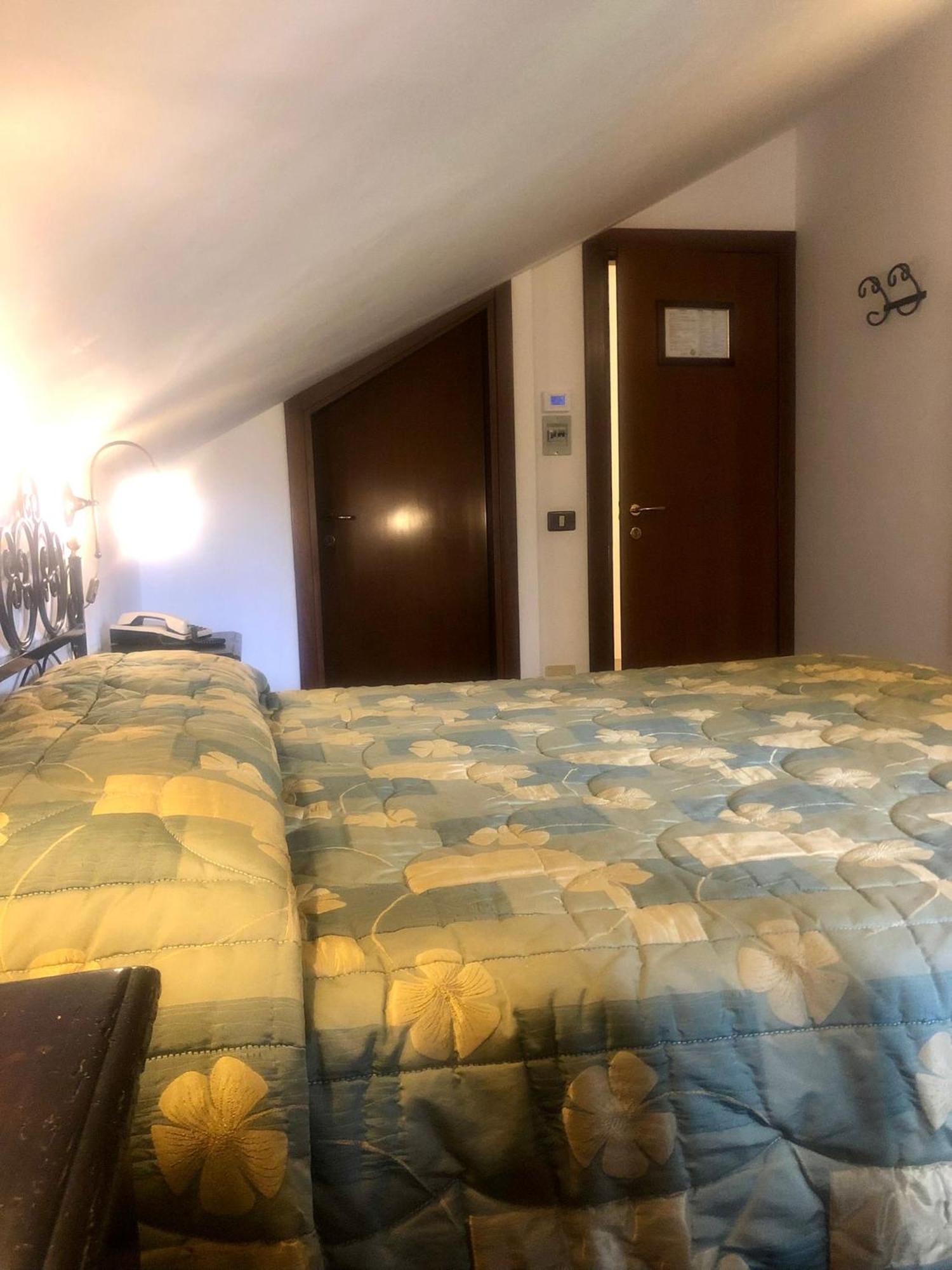 Hotel Bucaneve Pescasseroli Bagian luar foto