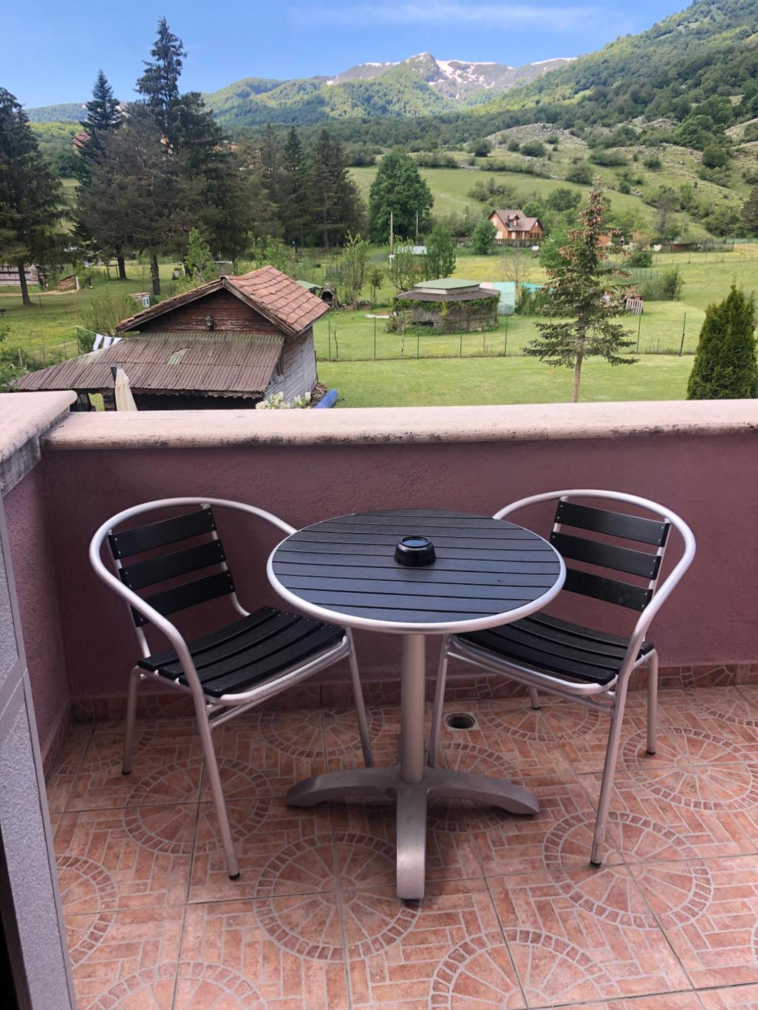 Hotel Bucaneve Pescasseroli Bagian luar foto
