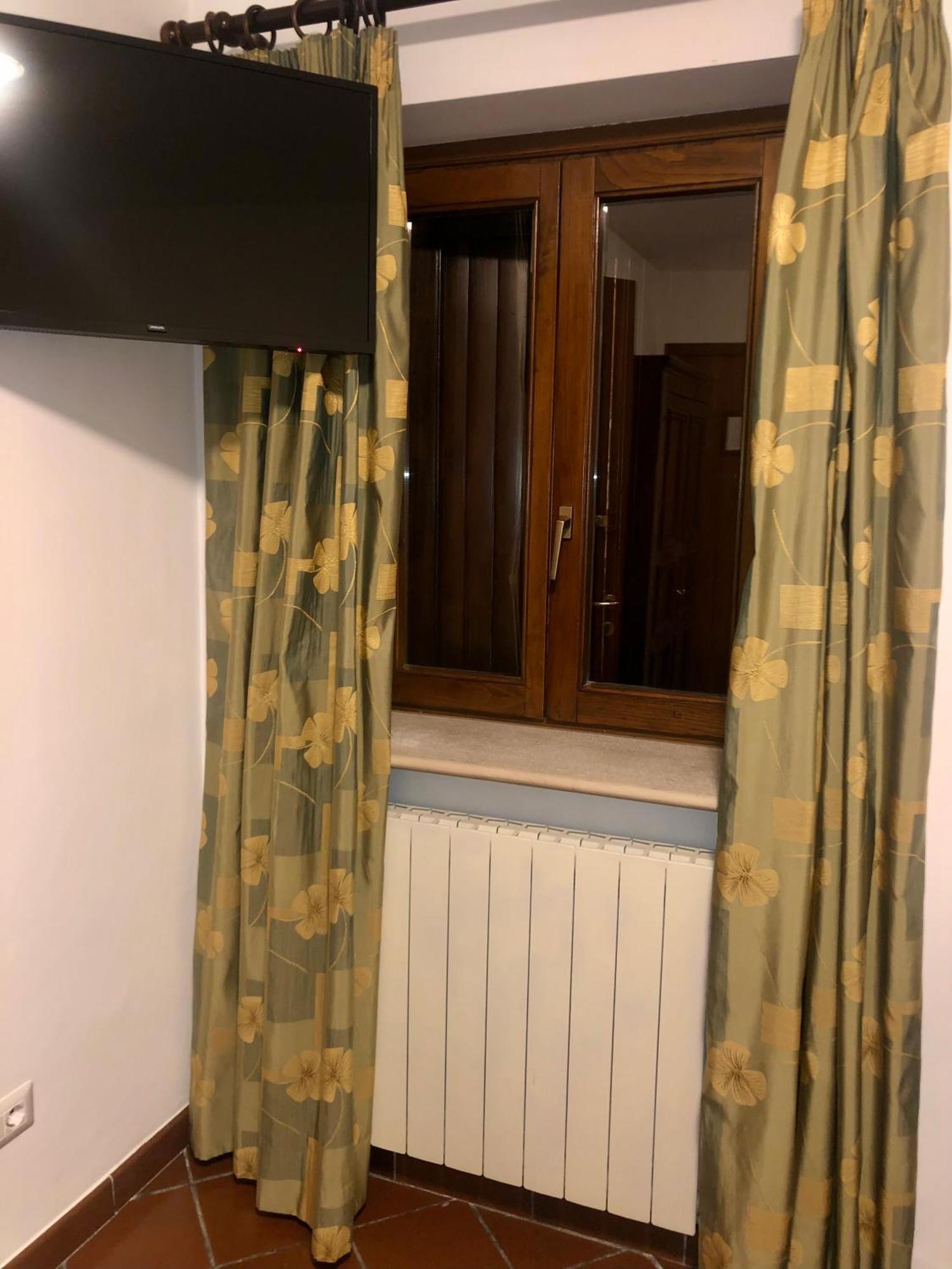 Hotel Bucaneve Pescasseroli Bagian luar foto