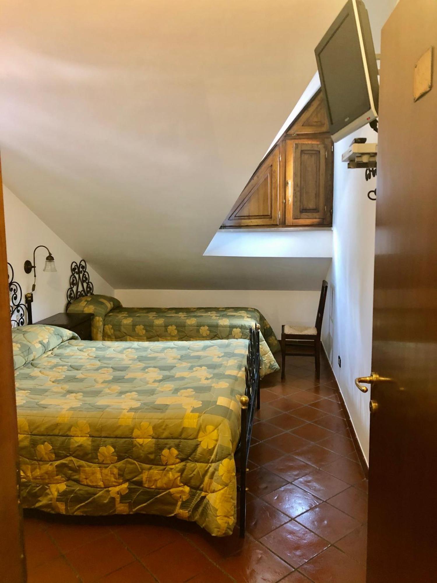 Hotel Bucaneve Pescasseroli Bagian luar foto