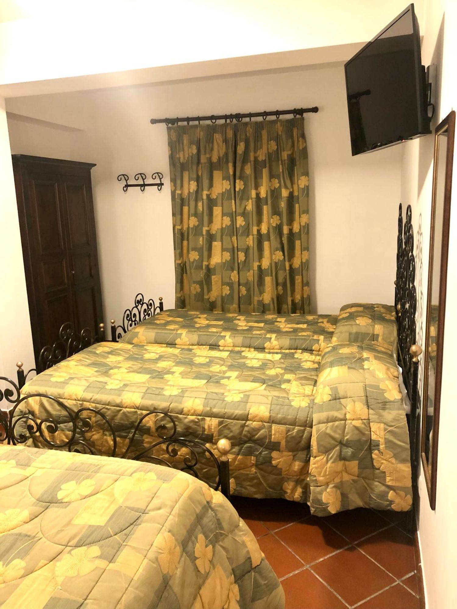 Hotel Bucaneve Pescasseroli Bagian luar foto
