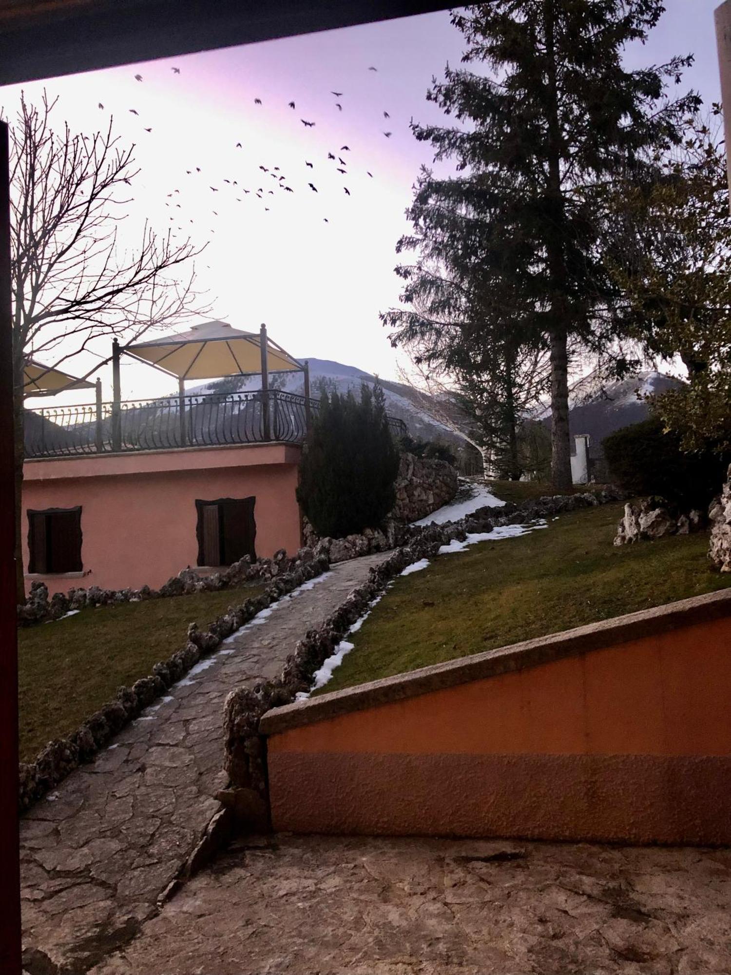 Hotel Bucaneve Pescasseroli Bagian luar foto